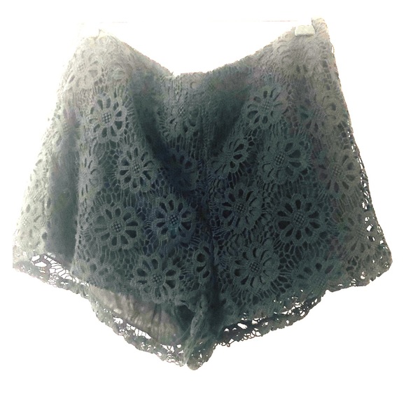 Black Shorts - Picture 3 of 7